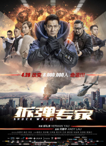 亚洲成人影院在线